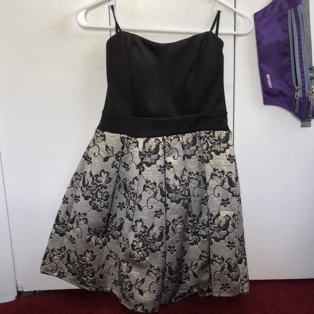 black and gold homecoming dress
